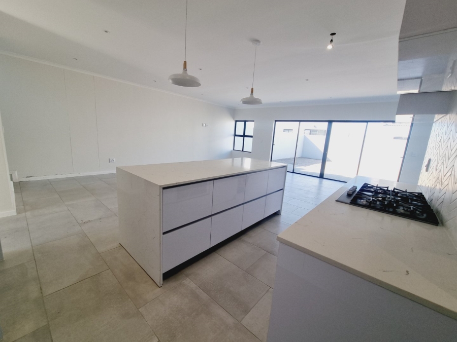 4 Bedroom Property for Sale in Sandown Western Cape